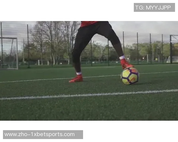 提升足球训练效果的背心选择与使用技巧解析 提升足球训练效果的背心选择与使用技巧解析