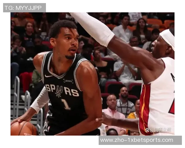 热火与马刺第七场激战回顾NBA经典对决再掀高潮 热火与马刺第七场激战回顾NBA经典对决再掀高潮